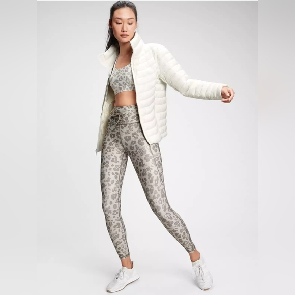 Gap Gapfit High Rise Blackout Full Length Legging Sz  M pants & XL bra nwt - Picture 2 of 6